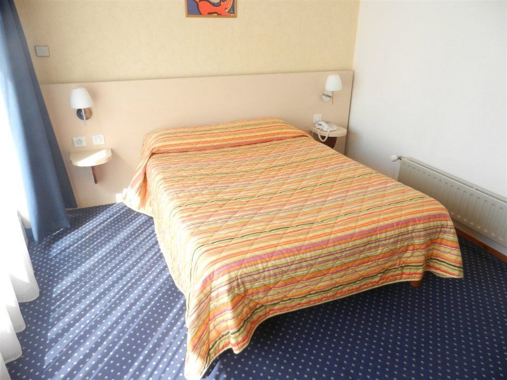 Hotel Dupleix - Hyper Centre - Parking Et Garage Gratuit Quimper Exterior foto